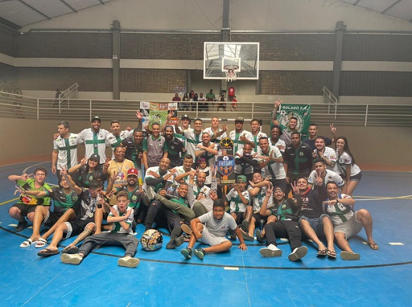 Parabéns ao Bem Bolado Futebol Clube (BBFC), que foi o campeão da Copa Futsal Seven Cup 2021 no domingo passado (25), em final disputada no Ginásio Coberto, da Prefeitura de Sete Lagoas.